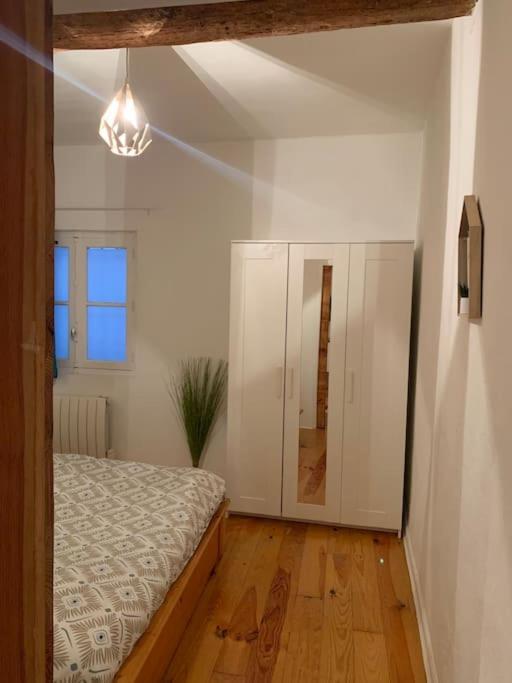 Le Petit Cocon Nimois Apartamento Nîmes Exterior foto